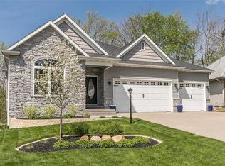 2226 Dempster Dr, Coralville, IA 52241