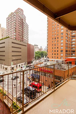 Rented by Mirador Real Estate | media 21