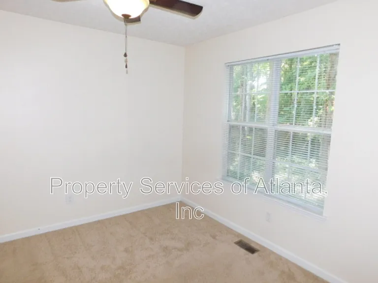 11215 Abbotts Station Dr — Photo 22