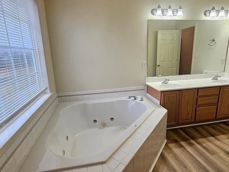 2822 Slingerland Dr — Photo 40