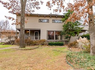 112 Harris Ln, Springdale, AR 72764