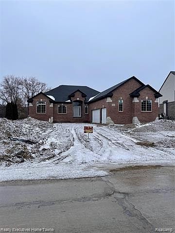 1st image of 35613 Windridge Dr