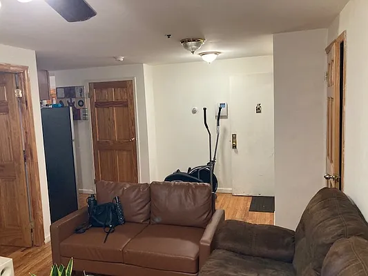 Rented by 18 REALTY | media 3