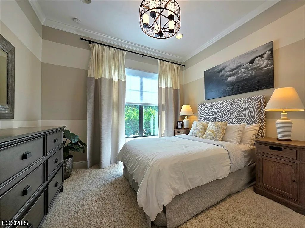 3 bed, 3.0 bath, 2201 sqft, $4,500 — Photo 3