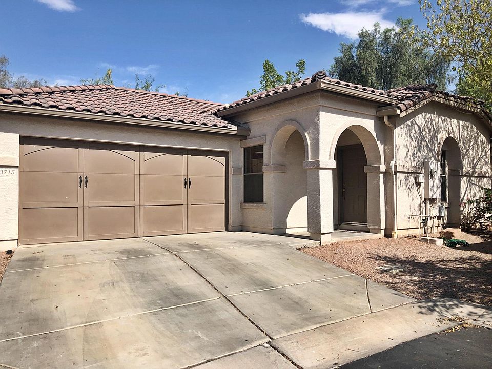 Front of home - large driveway with plenty of parking for gu