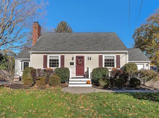 14 Twitchell St, Wellesley, MA 02482