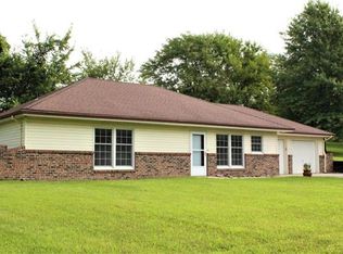 6872 SE Isley Dr, Holt, MO 64048