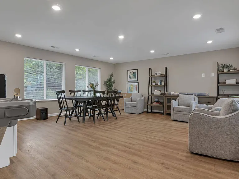 Plumly Townhomes — Photo 3