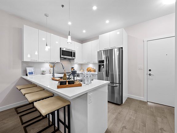 3rd image of 7375 Horne St #608