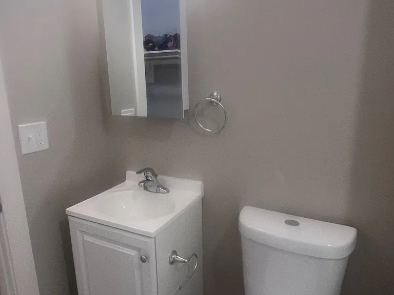 3528 N Oakland Ave #4 — Photo 8