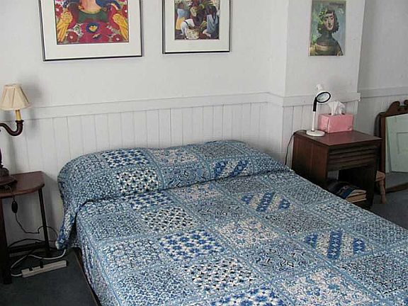 5th image of 105 Central St APT 1