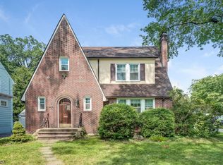 22 Glenwood Dr, Short Hills, NJ 07078