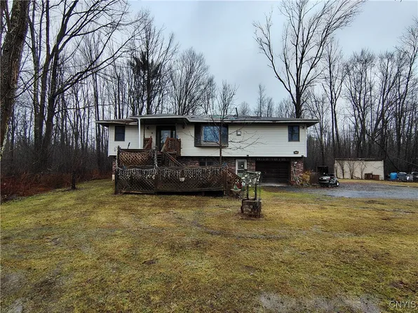 6791 W Carter Rd, Rome, NY 13440