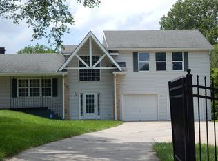 7604 Blue Ridge Blvd, Kansas City, MO 64138