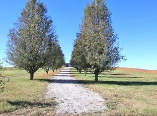 732 Baileys Point Rd, Scottsville, KY 42164