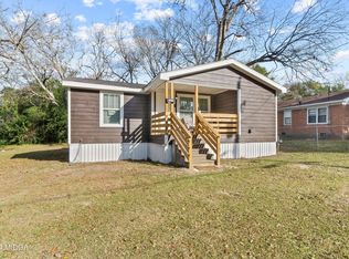 1030 Dennis St, Macon, GA 31217