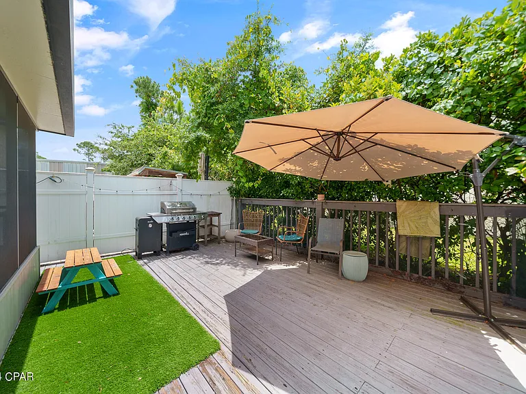 7207 Quail Hollow Dr — Photo 23