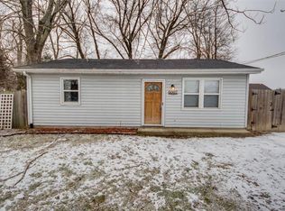 6007 Boyd St, Godfrey, IL 62035