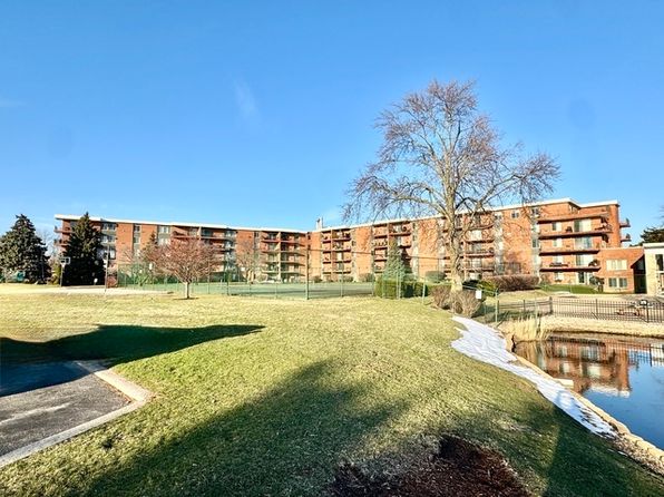 18 E Old Willow Rd APT 522N