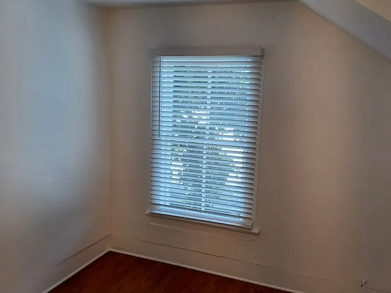 221 N Orange St — Photo 14