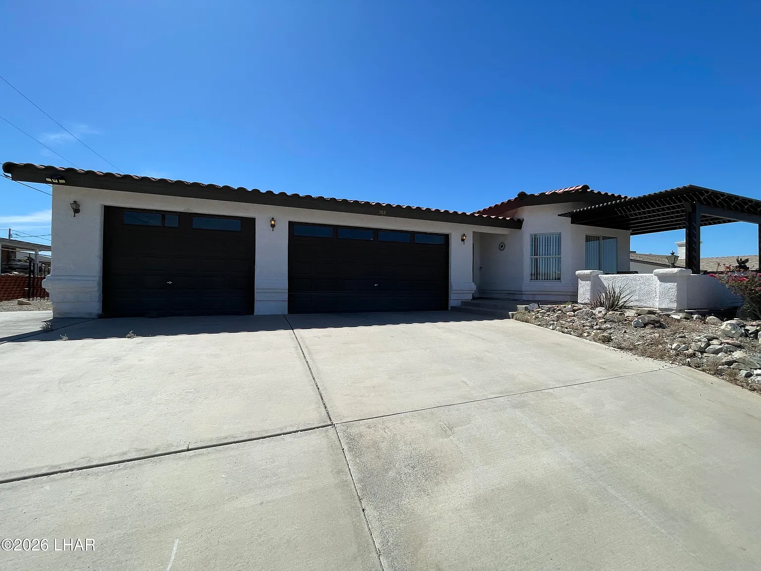 3 bed, 2.5 bath, 1441 sqft, $2,800 — Photo 1