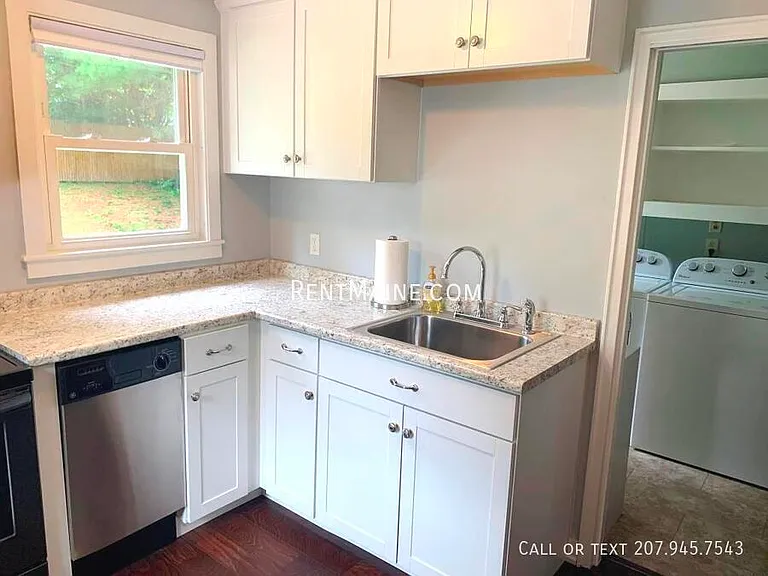 111 Falvey St — Photo 4