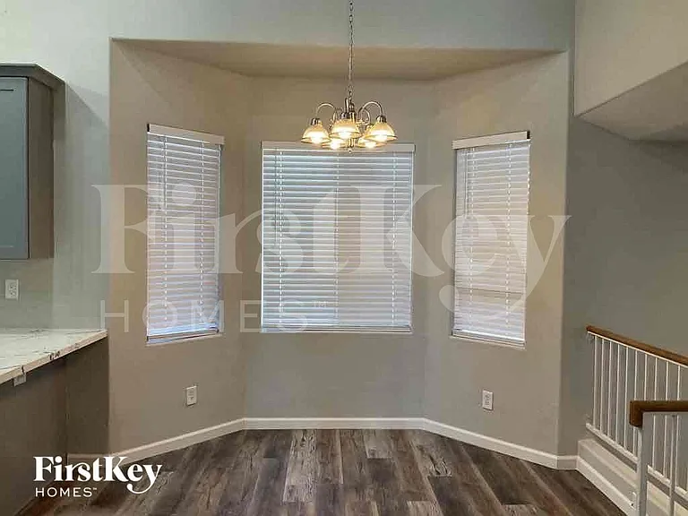 13034 W Ash St — Photo 5