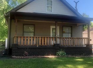 2310 E 24th St, Granite City, IL 62040