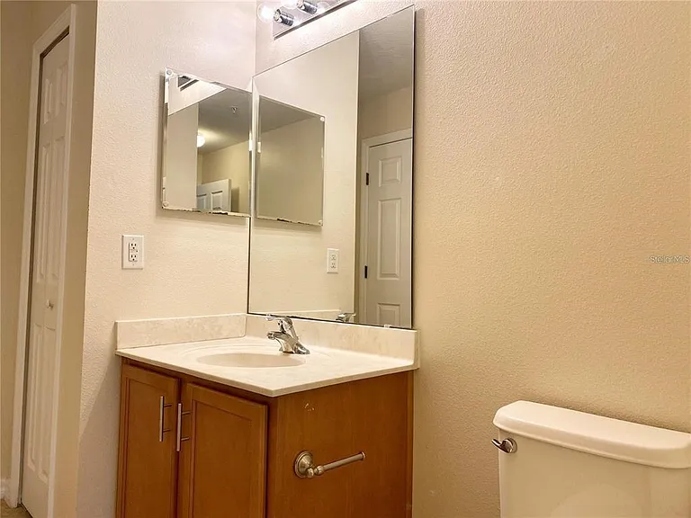 7975 Northlake Pkwy — Photo 18
