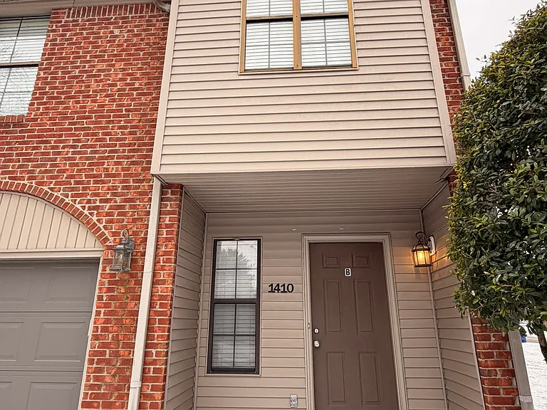 1410 Westen St #B — Photo 3