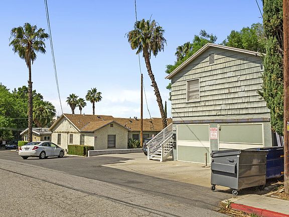 2nd image of 4561 Main St