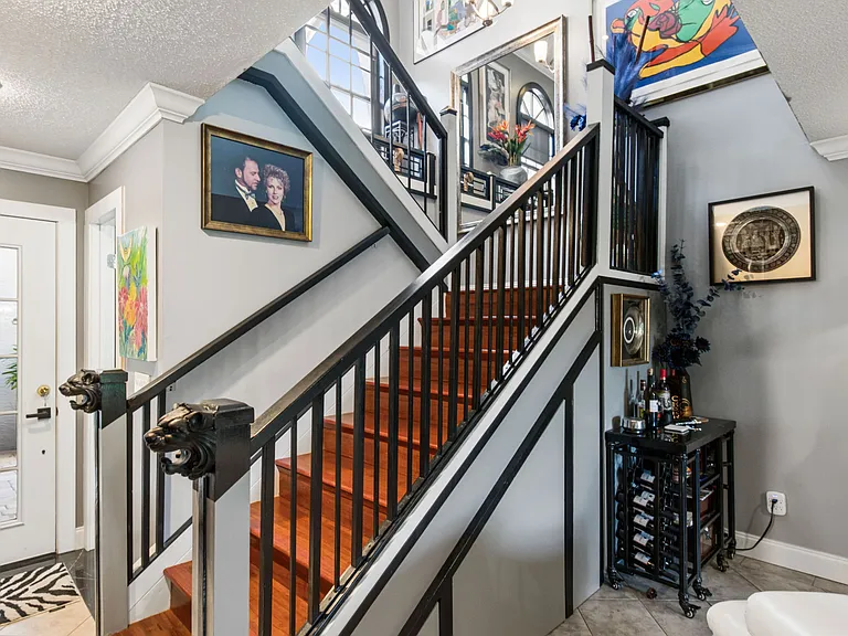 7913 Bayside View Dr — Photo 5