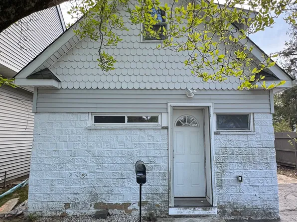 (undisclosed Address), Long Branch, NJ 07740
