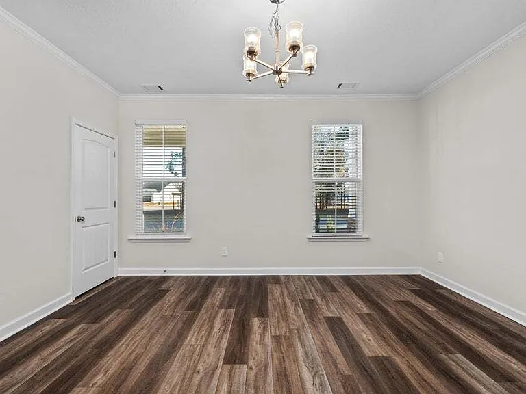 3009 Stanhope Dr — Photo 10