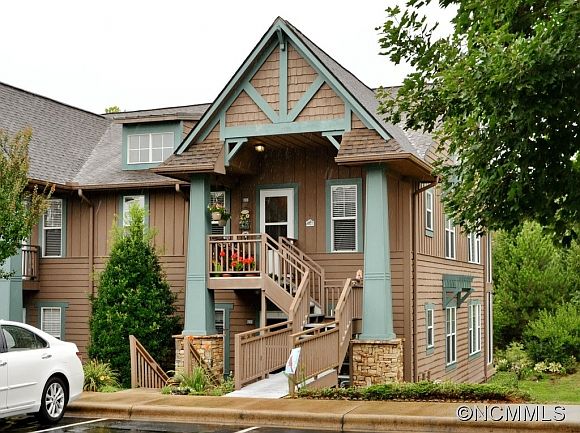 1st image of 235 Deermouse Way