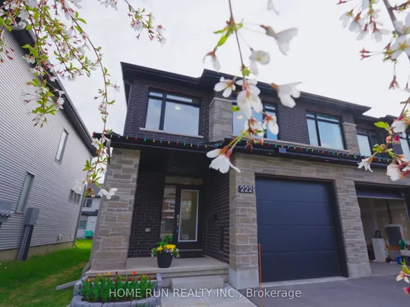 222 Finsbury Ave, Ottawa, ON K2S 2X9
