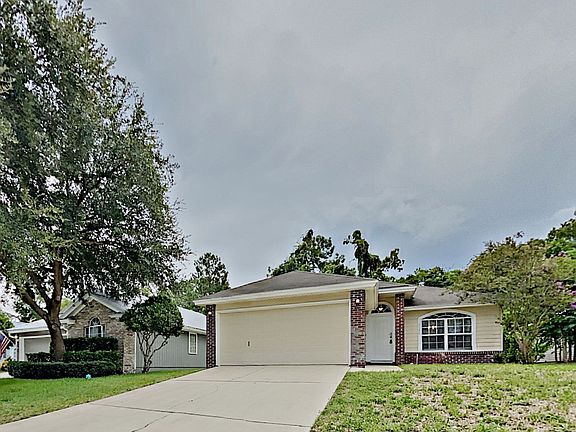 4th image of 6139 Alpenrose Ave