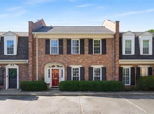 6 Scotland Pl NW, Atlanta, GA 30318