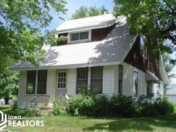 335 Park Ave S, Crystal Lake, IA 50432