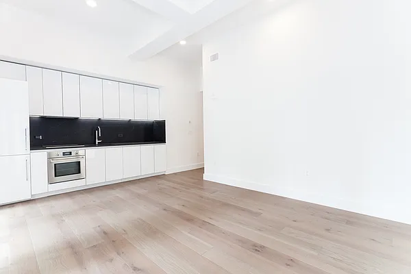 Rented by Platinum Properties | media 17