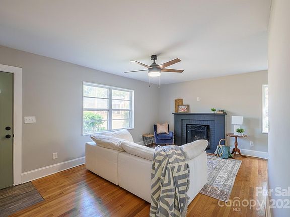 3rd image of 1261 Elizabeth Ave
