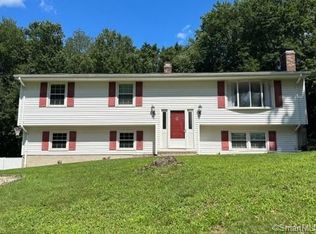 111 East Rd, Broad Brook, CT 06016