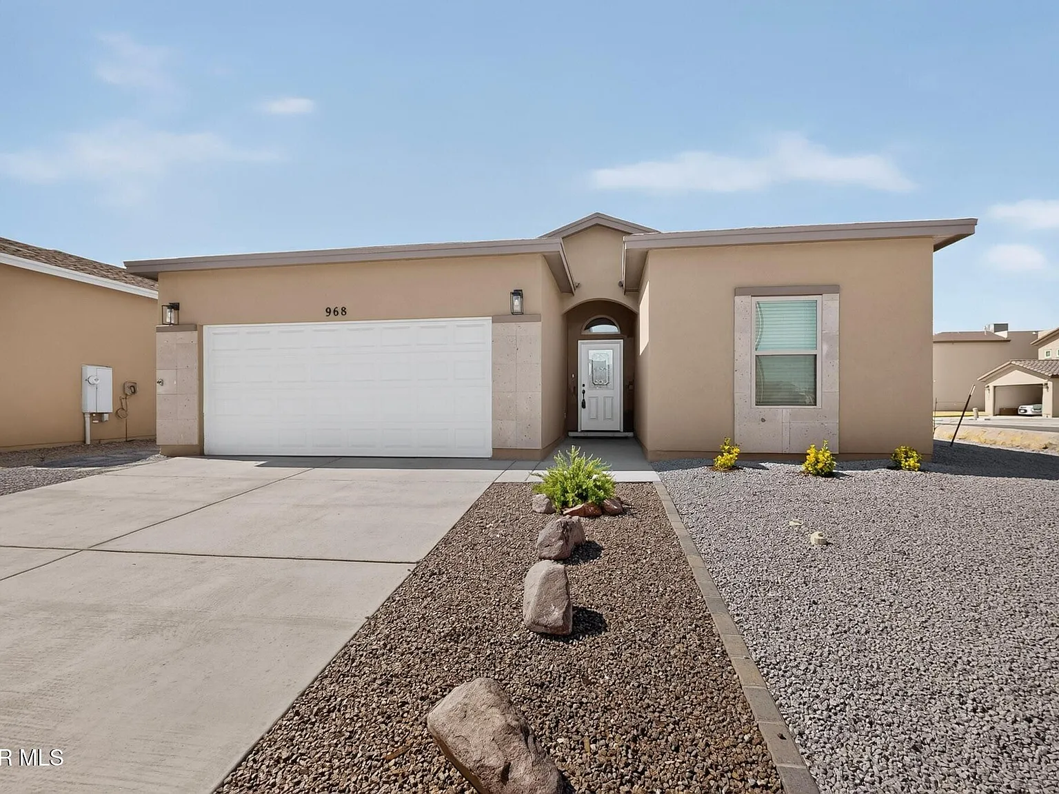 4 bed, 3.0 bath, 1857 sqft, $2,450 — Photo 2