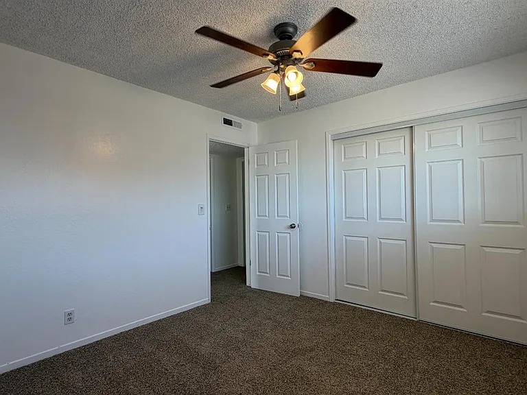 2514 E Andrews Ave — Photo 16