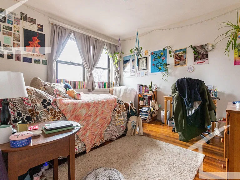 16 Egremont Rd #3 — Photo 1