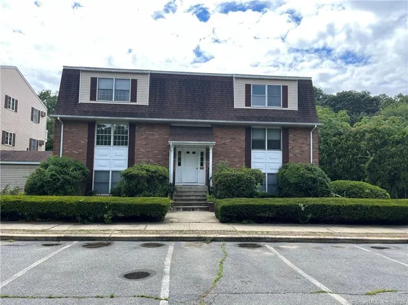 302 Boston Post Rd #21, Waterford, CT 06385