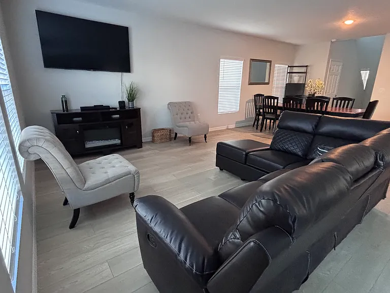 750 Ambleside Dr — Photo 13