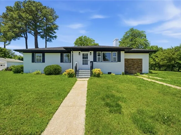 302 Chandler Harper Dr, Portsmouth, VA 23701