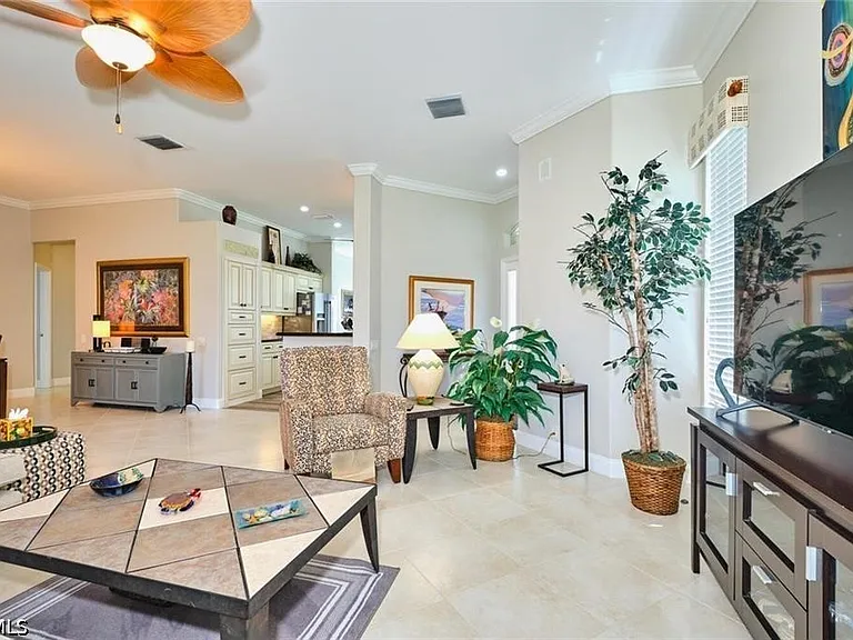 9240 Willowcrest Ct — Photo 18