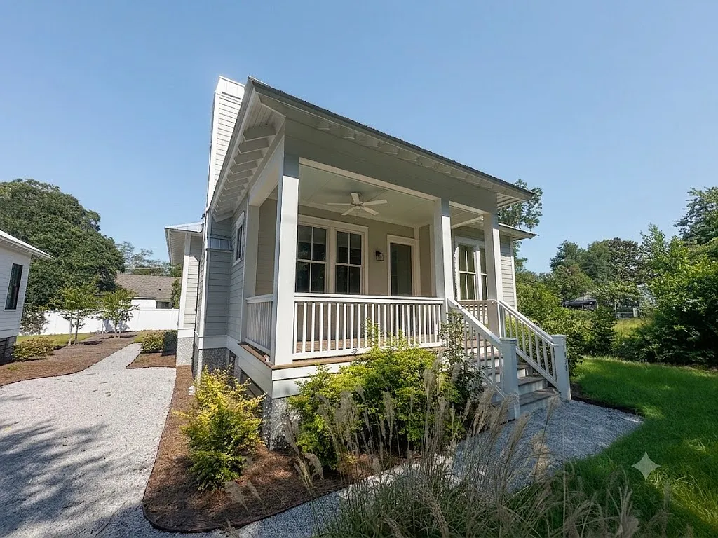 2 bed, 1300 sqft, $2,400 — Photo 3